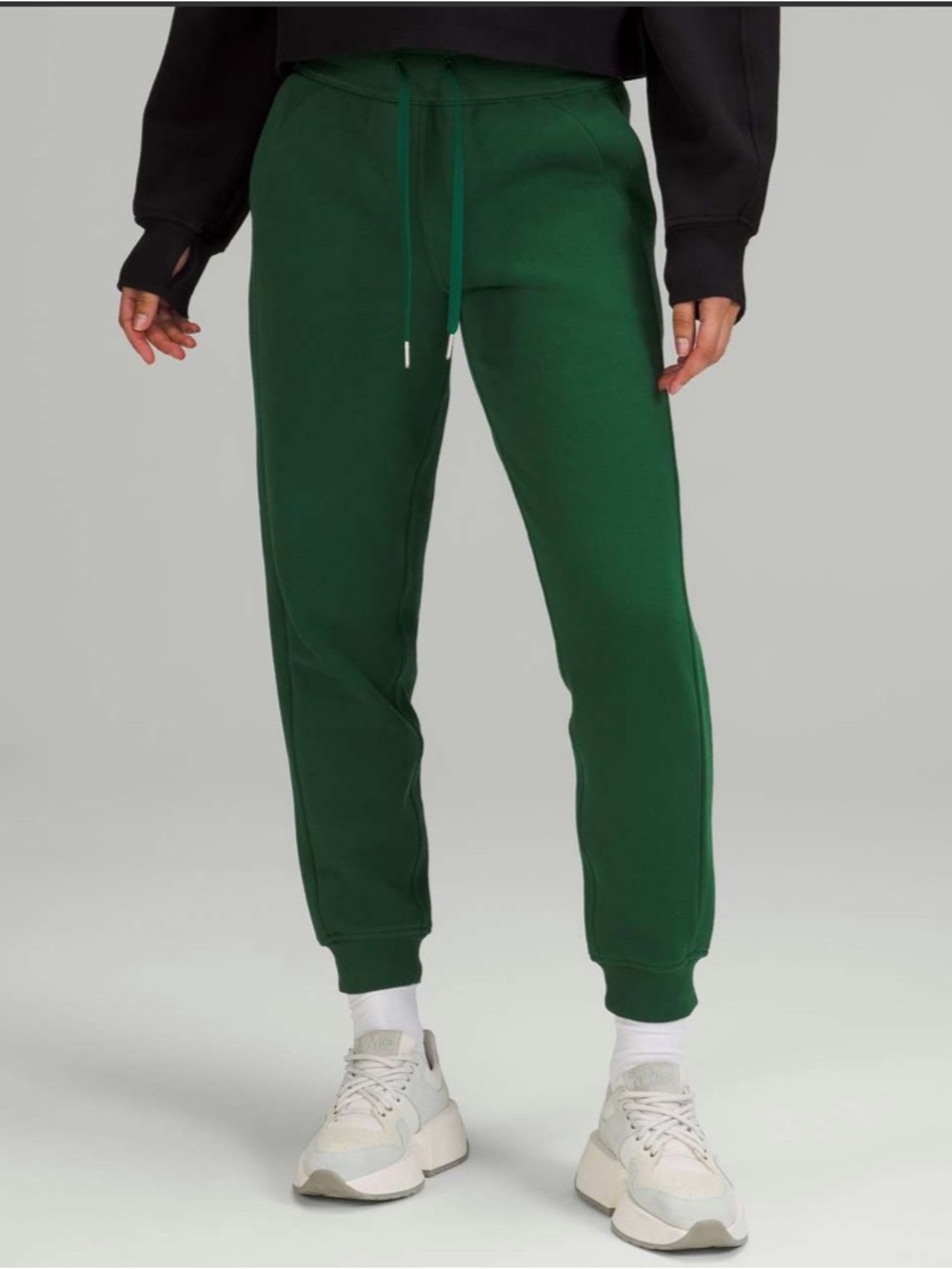 LULULEMON Scuba High-Rise Jogger in 
Everglade Green sz 6